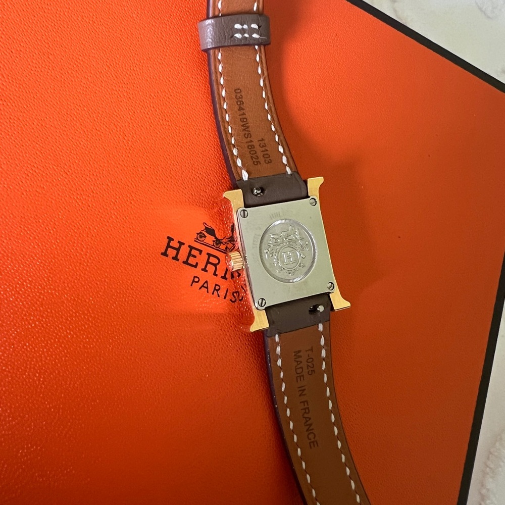 Authentic Hermès diamonds, MOP, 18k gold plated Heure H mini, etoupe - Picture 6 of 9
